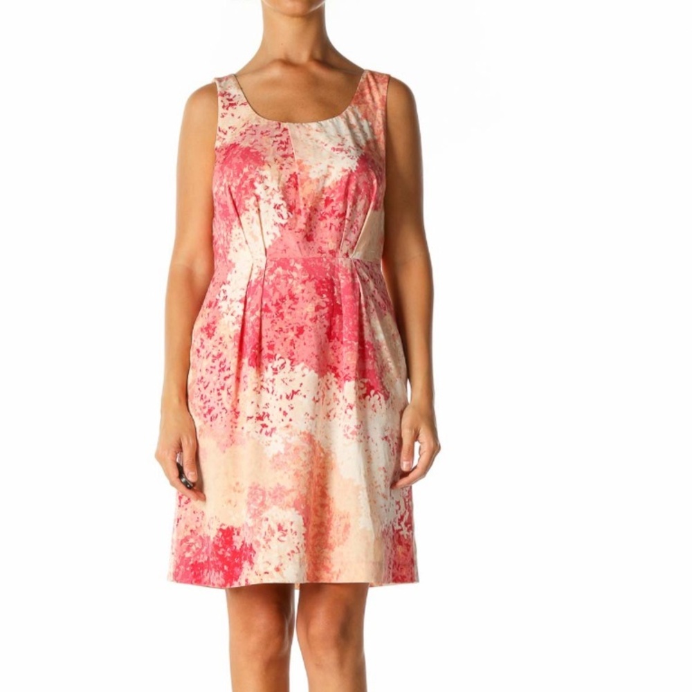 The Loft Tan and Shades of Orange Sleeveless Lightweight Pleated Dress. Size 10.